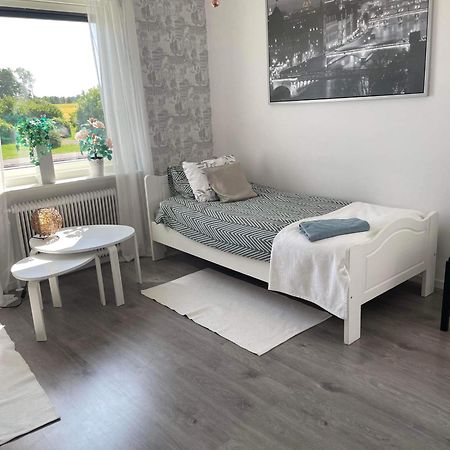 Oedeshoeg Modernt Och Stilfullt B&B Eksteriør bilde